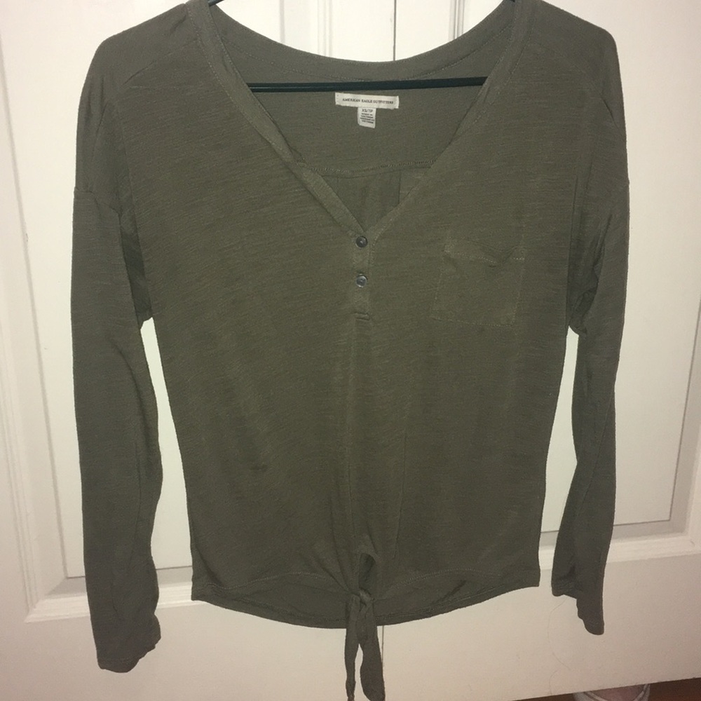 American Eagle long sleeve top.